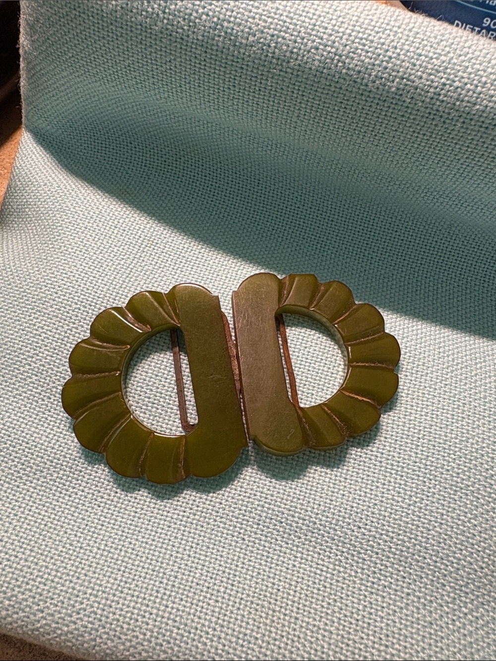 Vintage Olive Green Floral Bakelite Belt Buckle - Women's Accessory